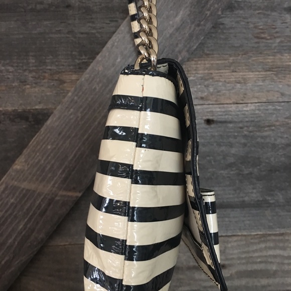 Striped Kate Spade Clutch with strap - Picture 5 of 8